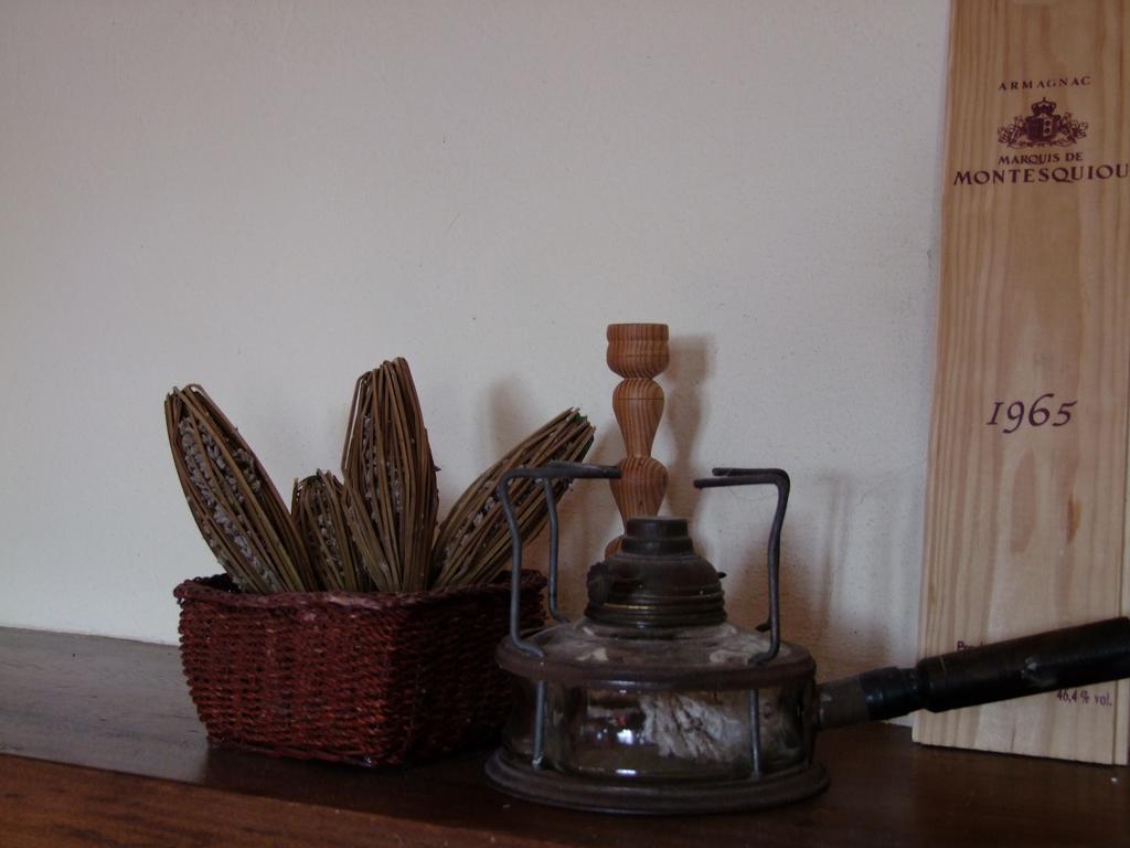 Casa Branzele Bed & Breakfast Trezzo Tinella Bagian luar foto
