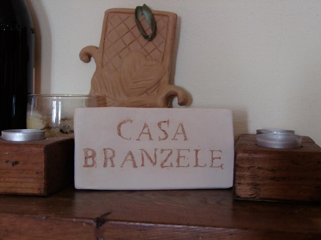 Casa Branzele Bed & Breakfast Trezzo Tinella Bagian luar foto