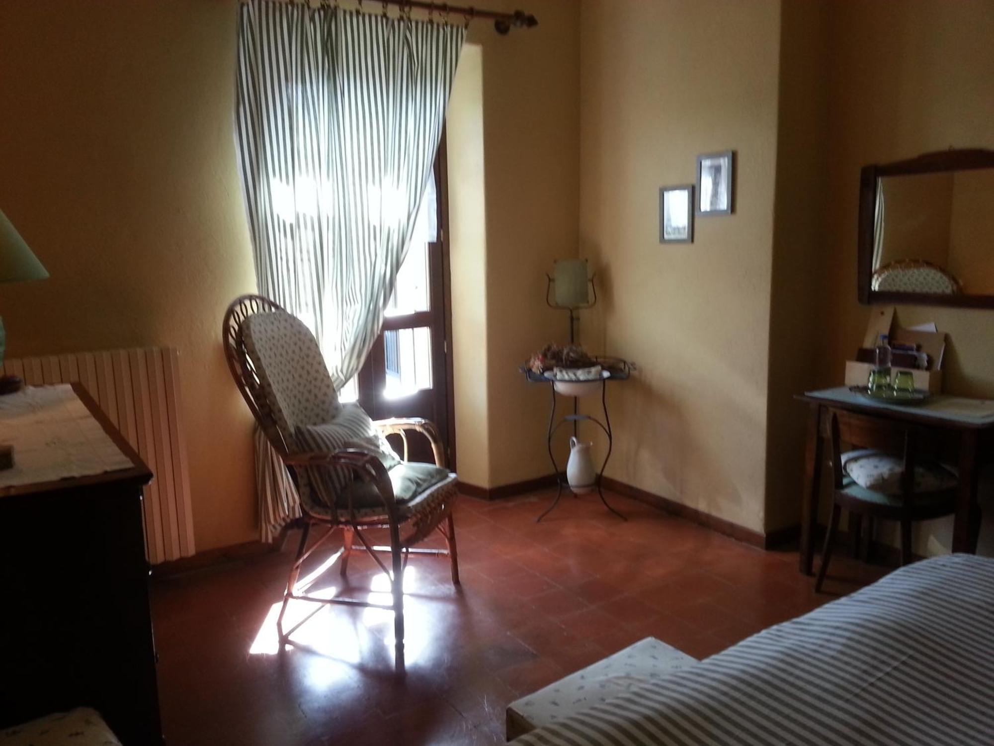 Casa Branzele Bed & Breakfast Trezzo Tinella Ruang foto