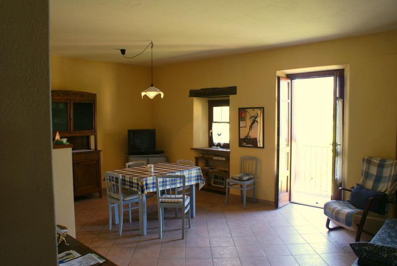 Casa Branzele Bed & Breakfast Trezzo Tinella Bagian luar foto